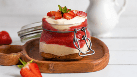 Schnelles Erdbeer-Dessert