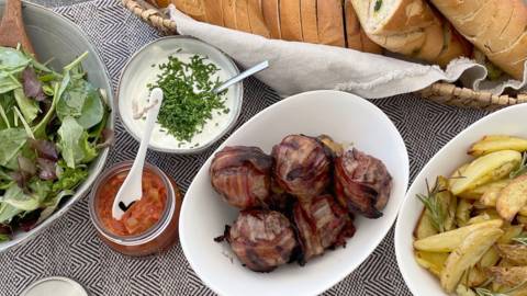 Bacon Bombs mit Wedges