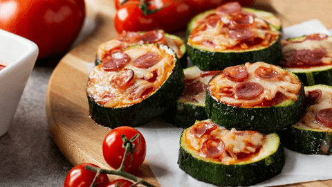 Low-Carb Zucchini-Pizza