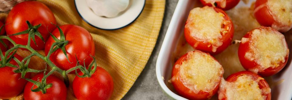 Gefüllte Tomaten auf vegetarische Art