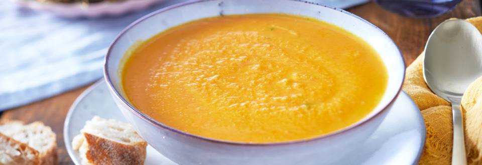Karottensuppe mit Orangen